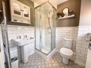 Photo 22- click for photo gallery